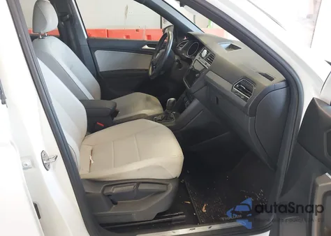 2021 Volkswagen Tiguan 2.0T Se/2.0T Se R-Line Black/2.0T Sel z USA, uszkodzony, nr VIN 3VV3B7AX7MM089999